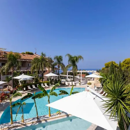 For Couples In With Pool Appartamento Capo Vaticano