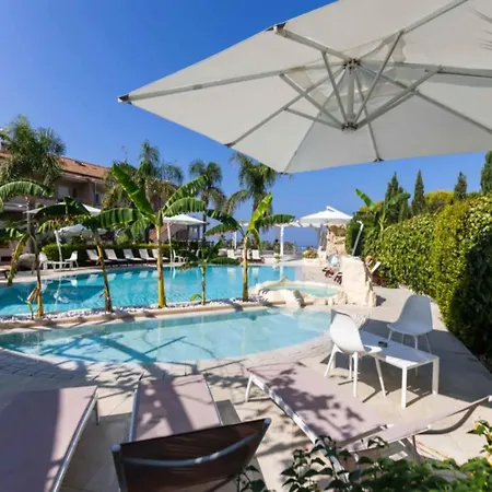For Couples In With Pool *